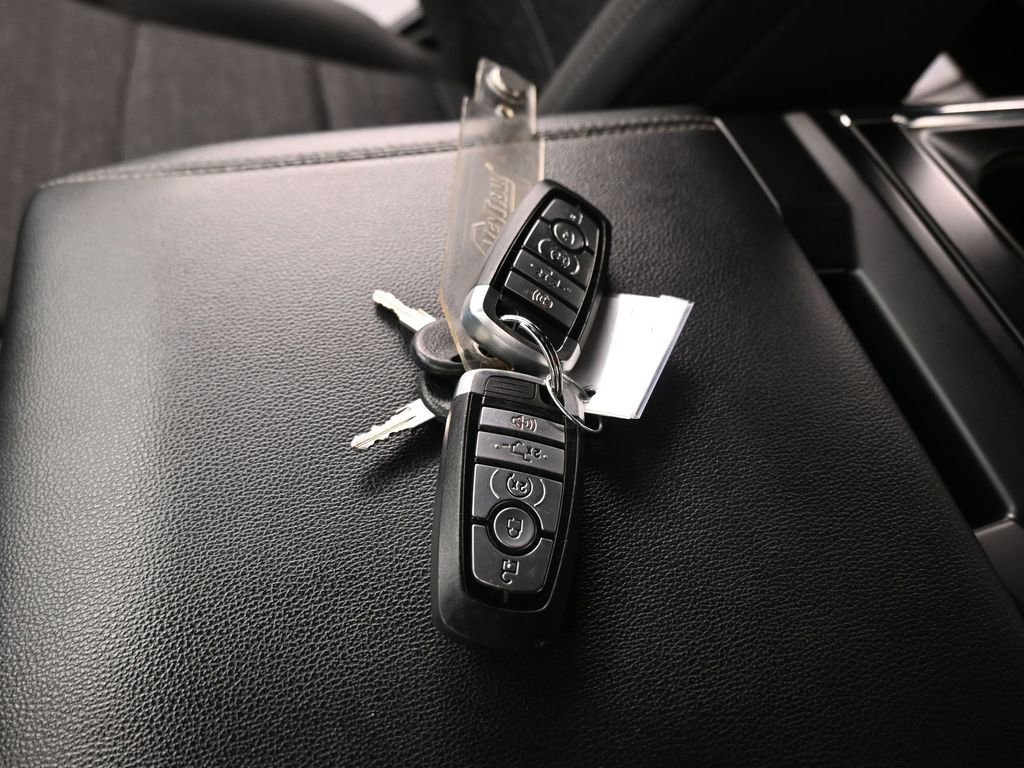 Certified 2022 Ford F150 XLT w/ Equipment Group 302A High image 44