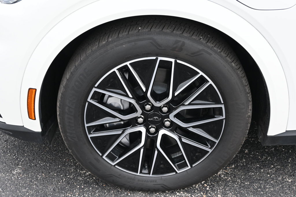 Certified 2025 Ford Mustang Mach-E Premium AWD/4WD image 17
