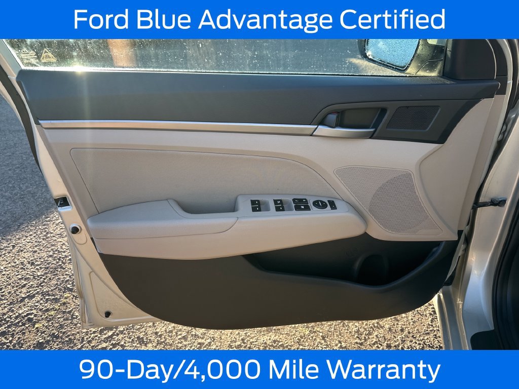 Used 2017 Hyundai Elantra Value Edition w/ Cargo Package FWD image 13