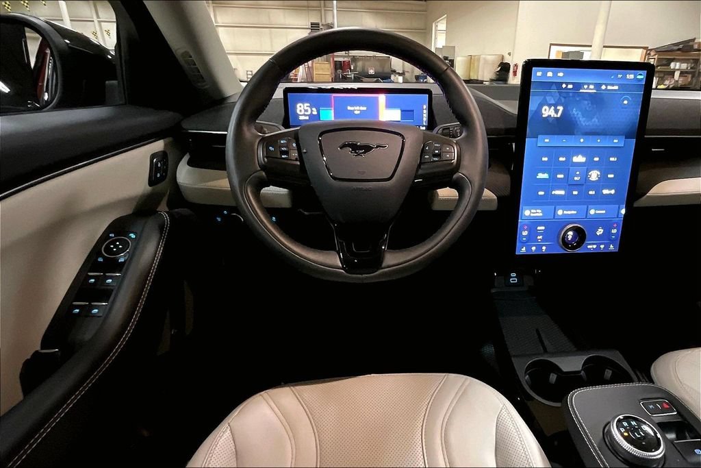 Certified 2023 Ford Mustang Mach-E Premium AWD/4WD image 5