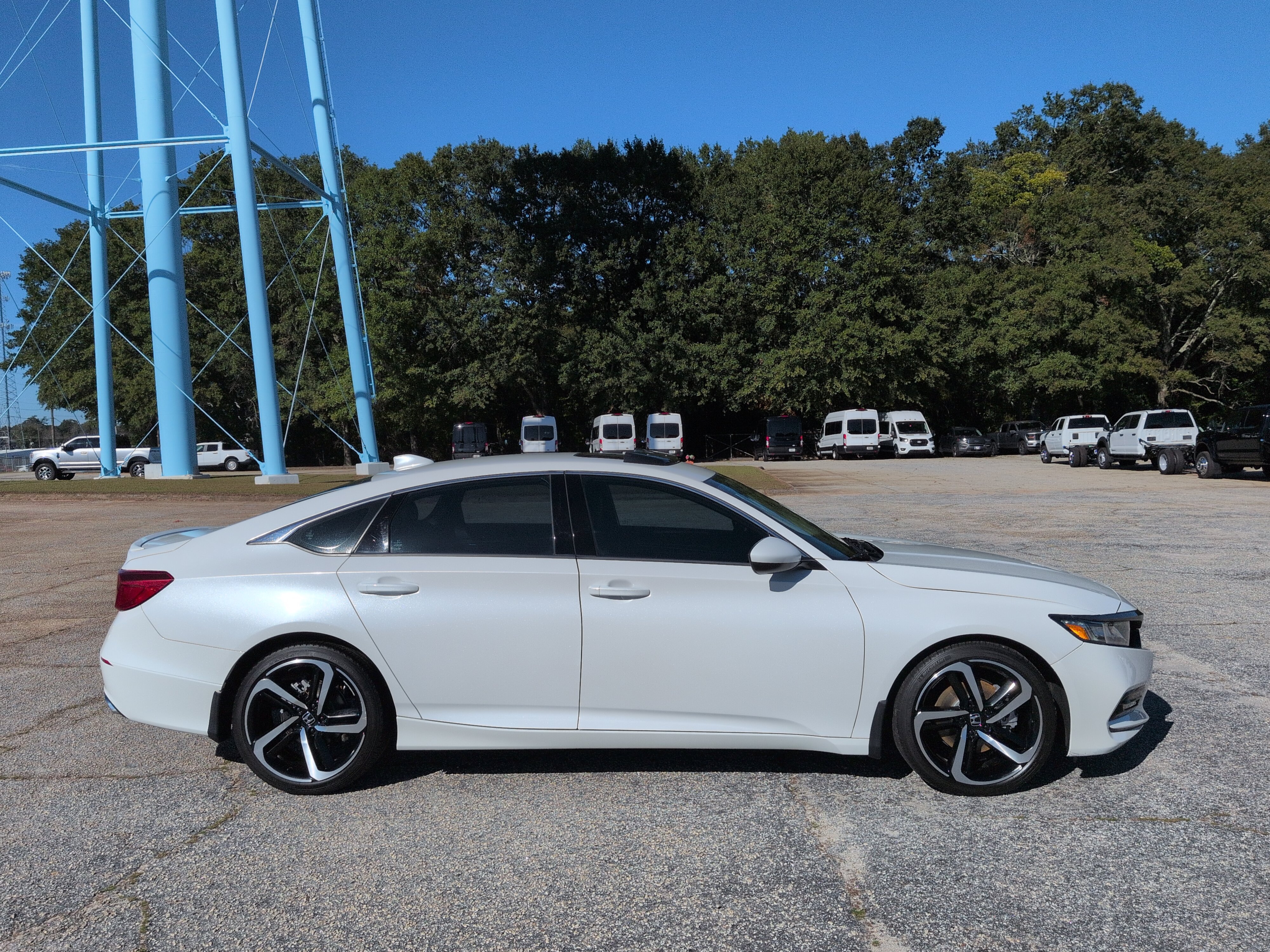 Used 2020 Honda Accord Sport image 1