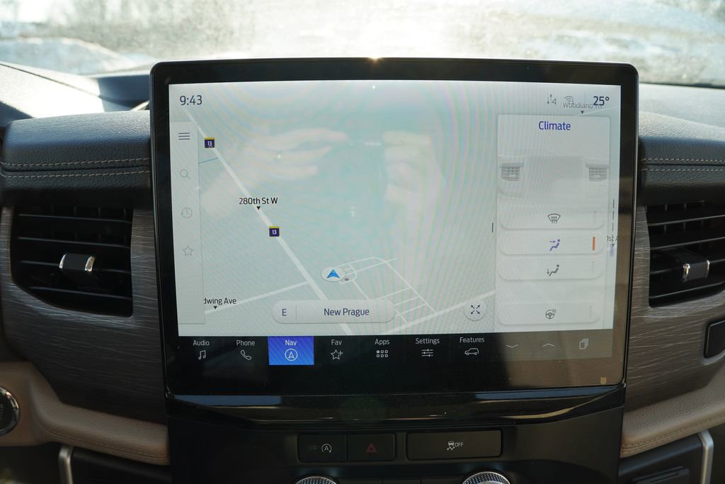 Certified 2024 Ford Expedition Limited image 7