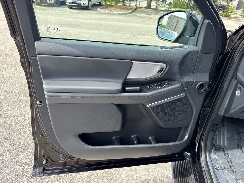 Certified 2025 Ford Expedition Active RWD image 13