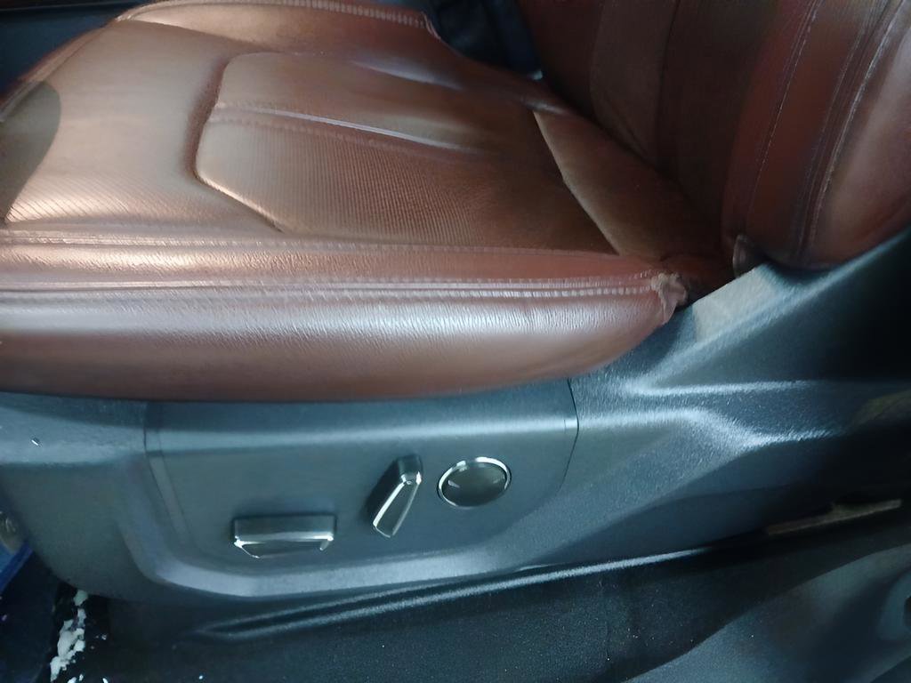 Certified 2024 Ford Expedition Max Limited image 19