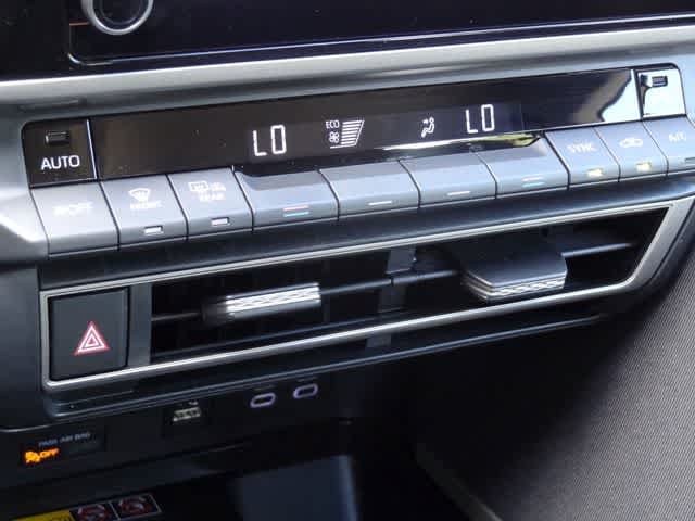 Used 2025 Toyota Camry LE FWD image 24