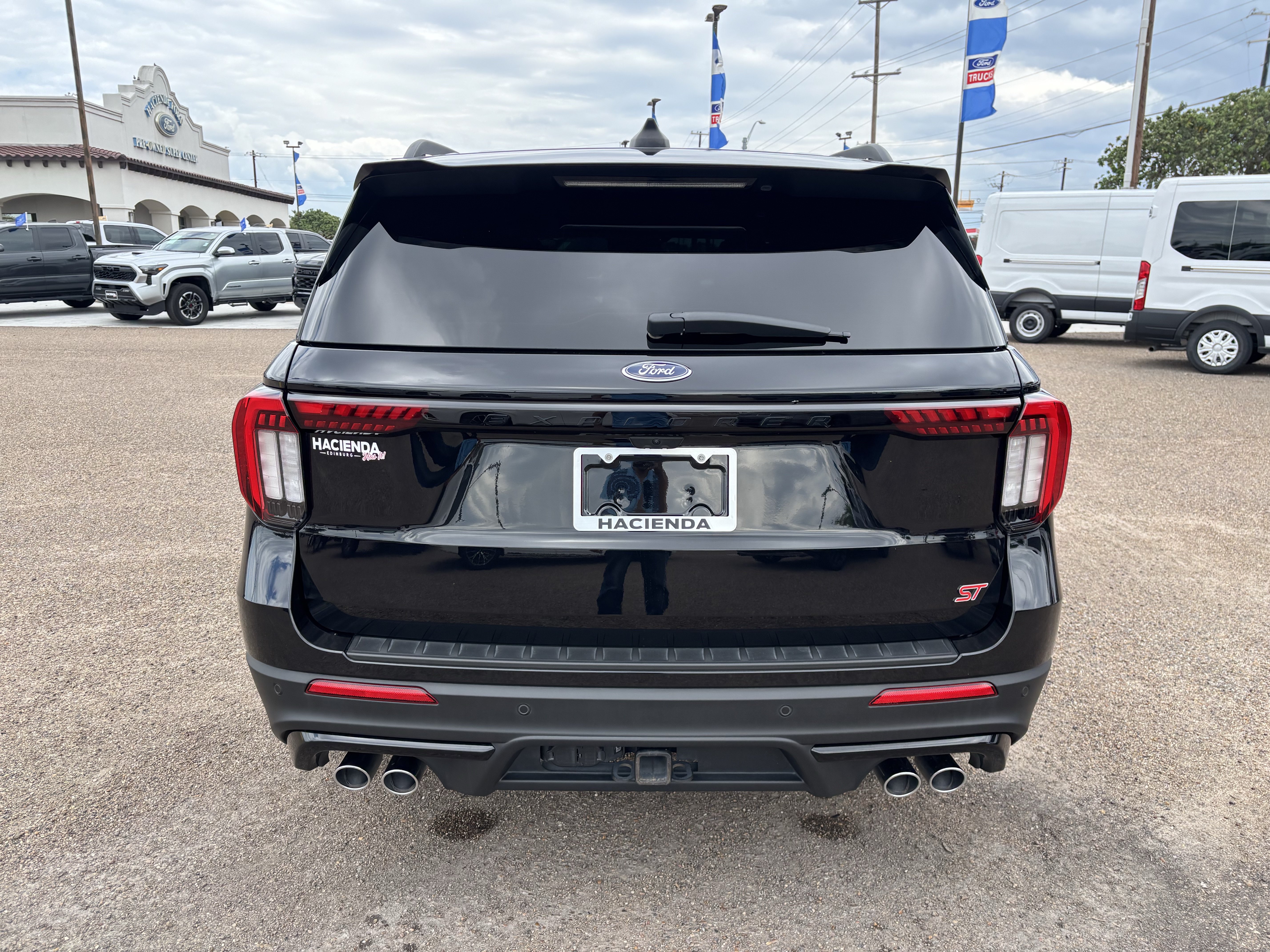 Certified 2025 Ford Explorer ST w/ Sun And Sound Package AWD/4WD image 3