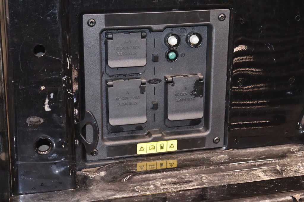 Certified 2023 Ford F150 Lightning Platinum image 52