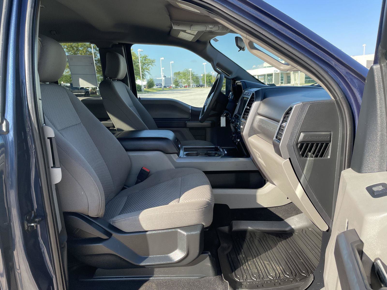 Certified 2020 Ford F250 XLT w/ XLT Value Package RWD image 19