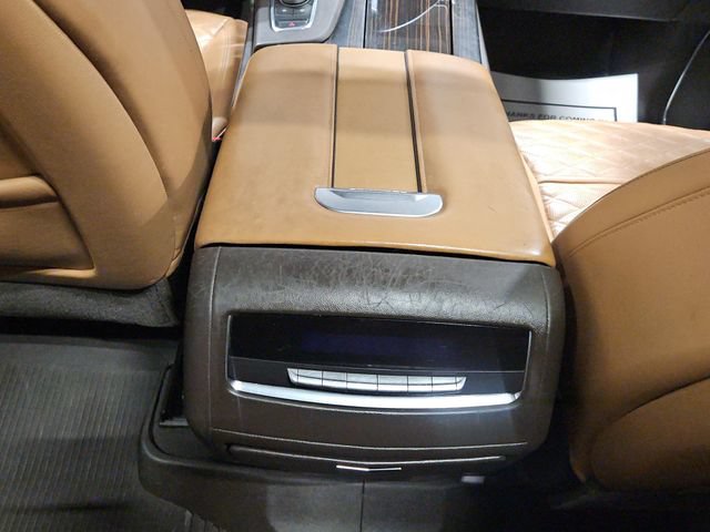 Used 2021 Cadillac Escalade ESV Sport w/ Driver Assist Tech Package AWD/4WD image 14