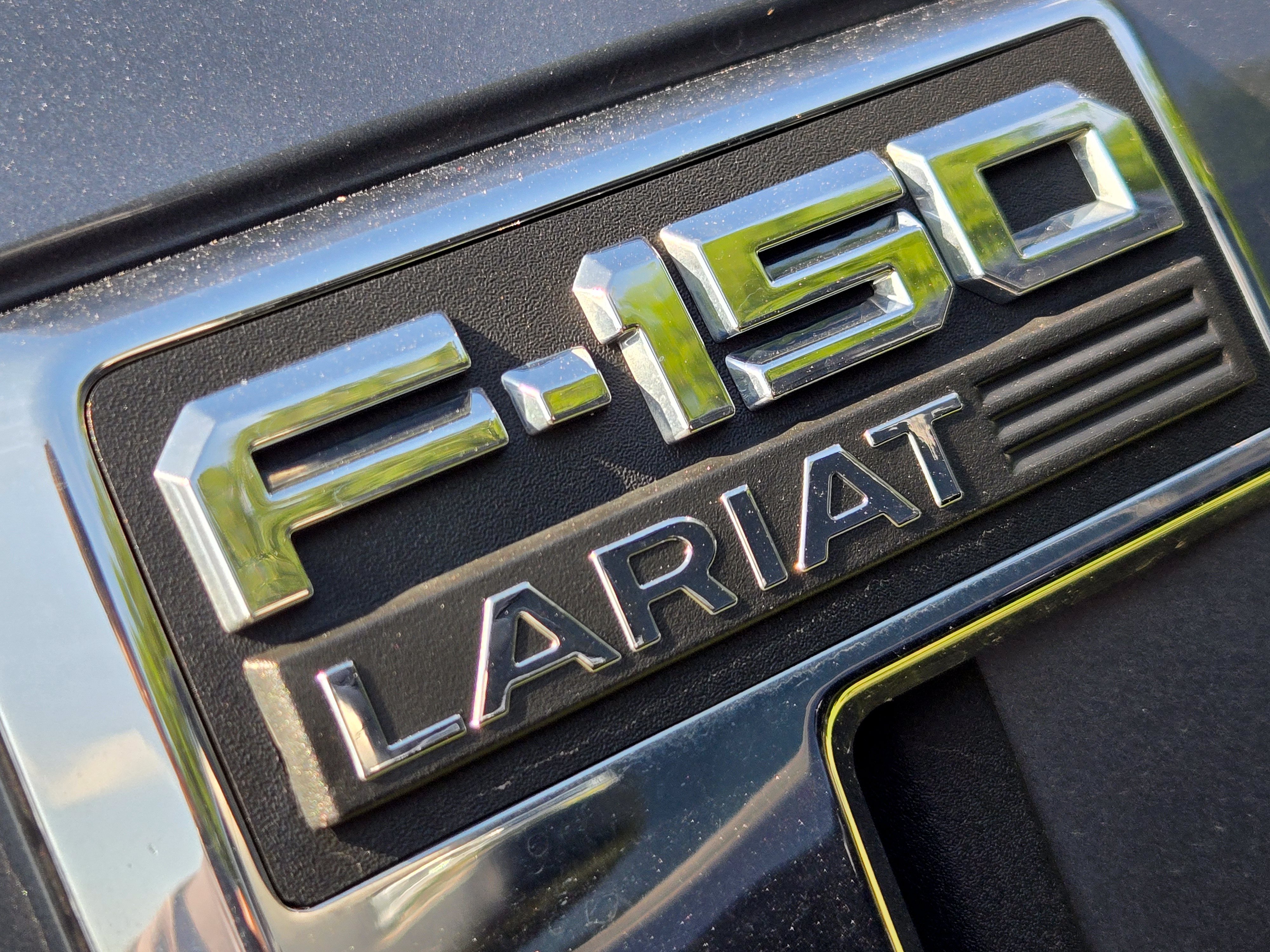 Certified 2023 Ford F150 Lariat w/ FX4 Off-Road Package AWD/4WD image 10