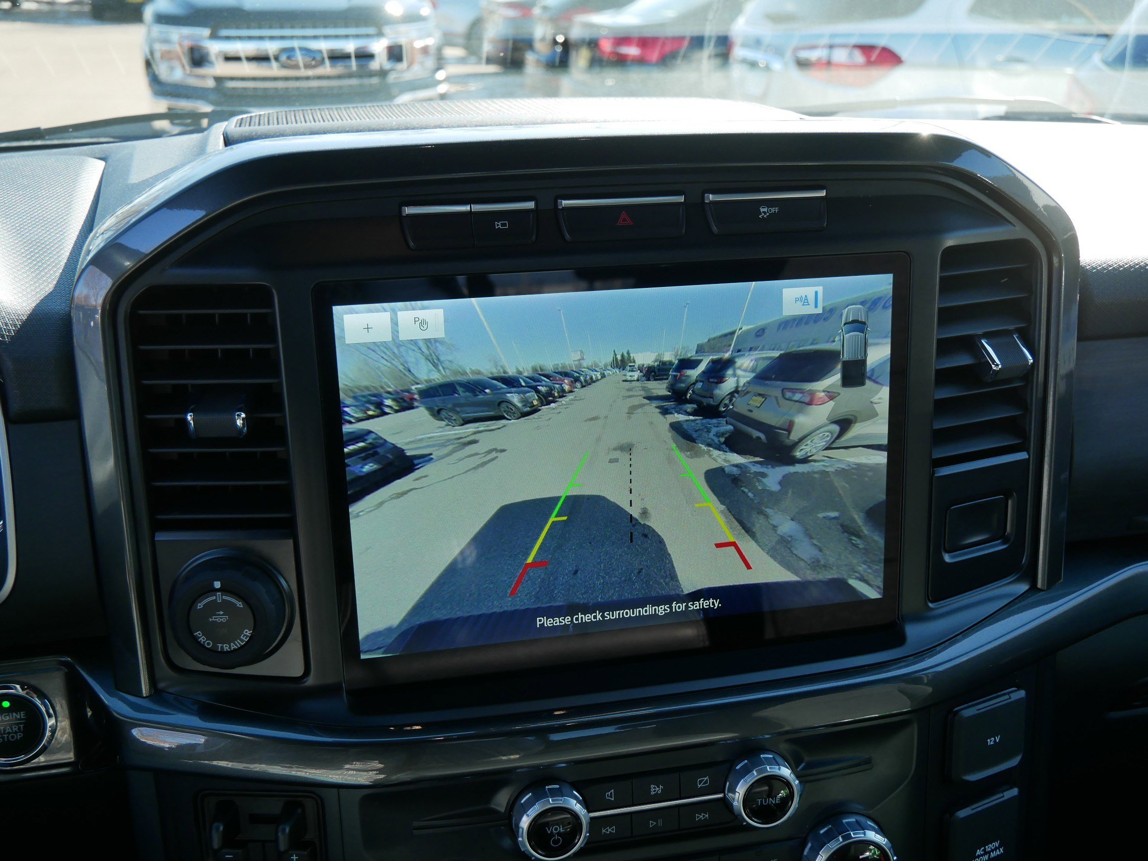 Certified 2022 Ford F150 XLT w/ Equipment Group 302A High image 31