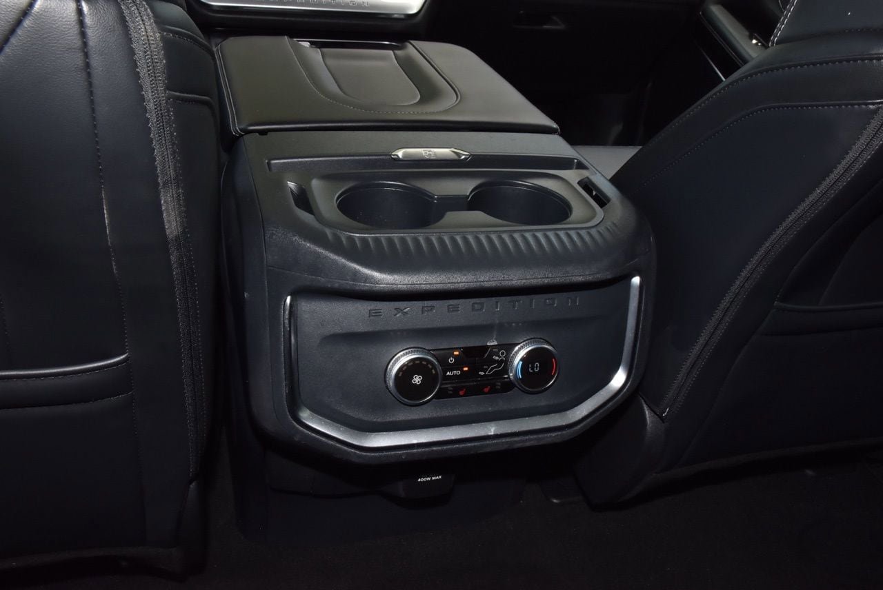 Certified 2025 Ford Expedition Platinum AWD/4WD image 20