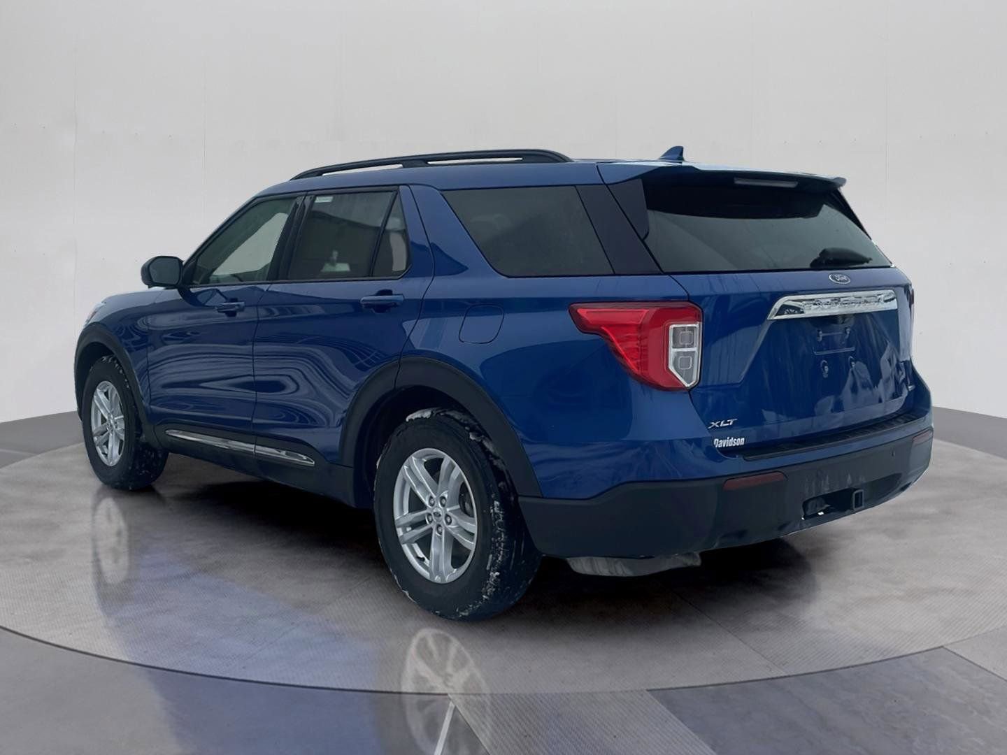 Certified 2020 Ford Explorer XLT w/ Comfort Package image 3