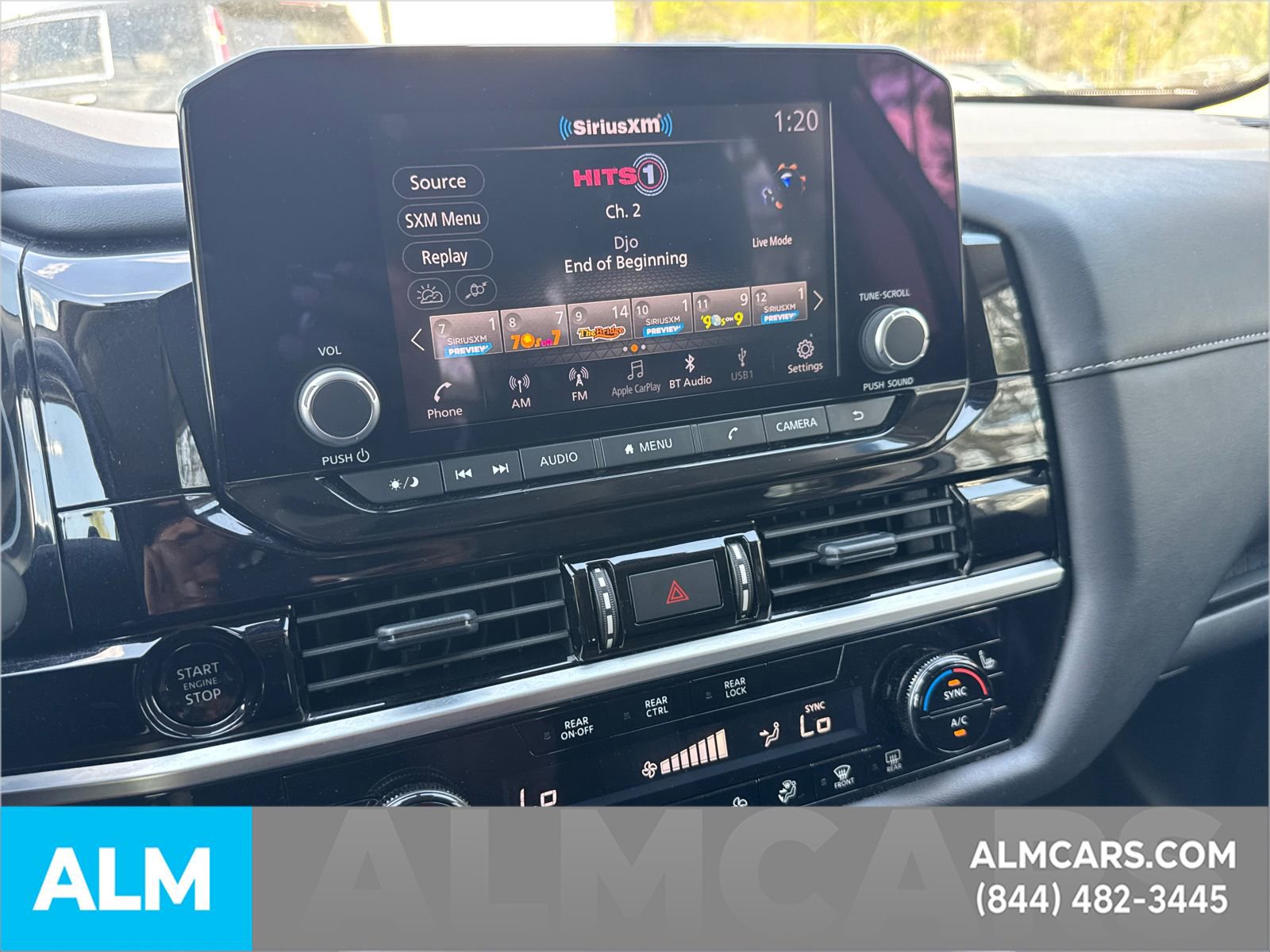 Used 2025 Nissan Pathfinder SV image 35