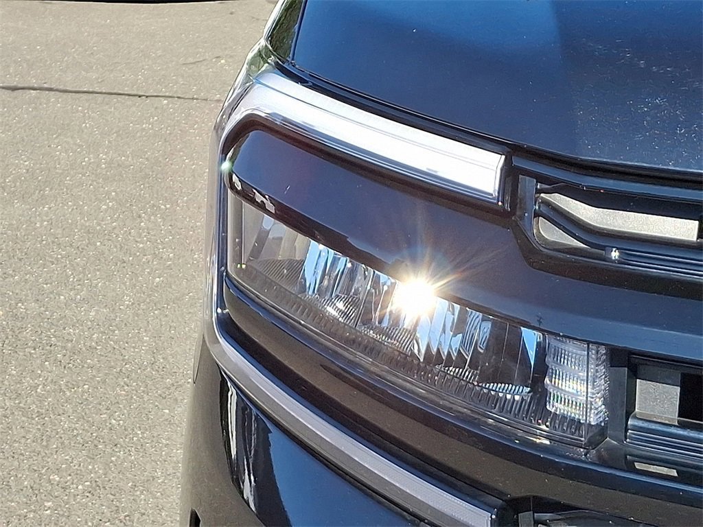 Certified 2022 Ford Expedition Max Limited image 9