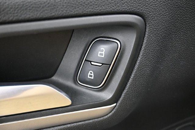 Certified 2022 Ford Escape SEL FWD image 16