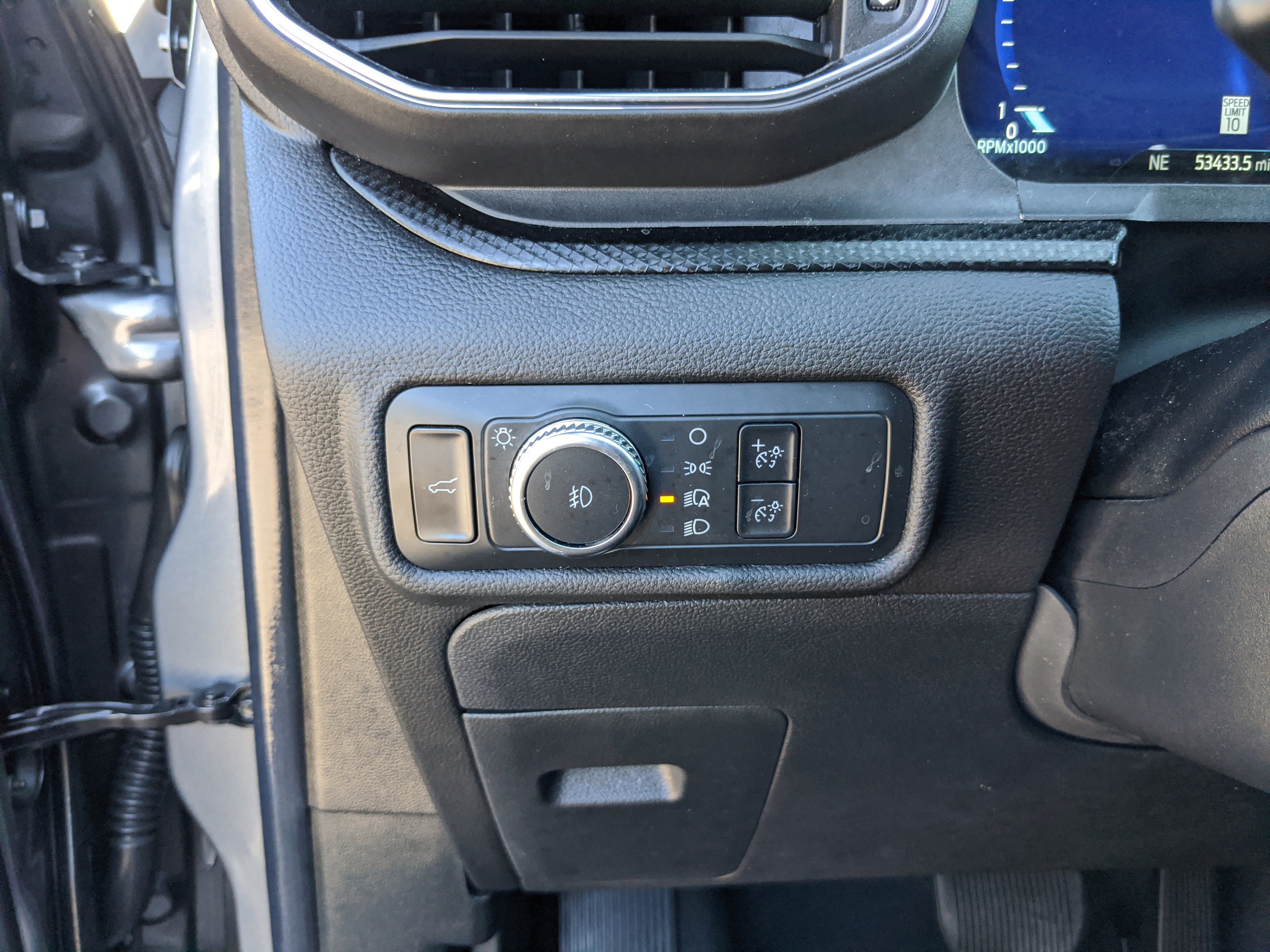 Certified 2022 Ford Explorer ST w/ Equipment Group 401A image 29