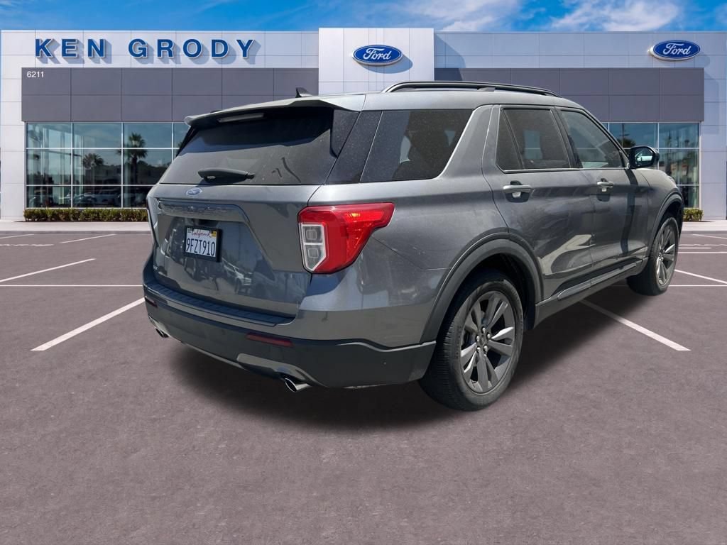 Certified 2023 Ford Explorer XLT w/ Equipment Group 202A RWD image 10