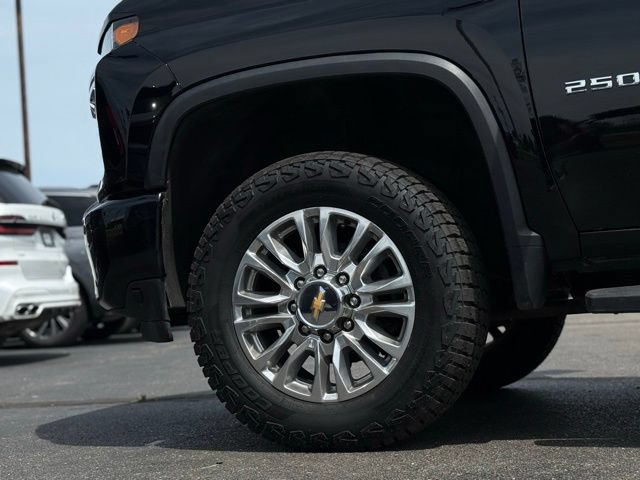 Used 2023 Chevrolet Silverado 2500 High Country w/ Z71 Off-Road Package AWD/4WD image 47