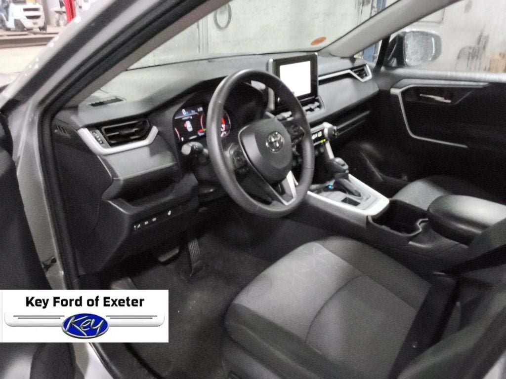 Used 2024 Toyota RAV4 XLE w/ Weather Package AWD/4WD image 27