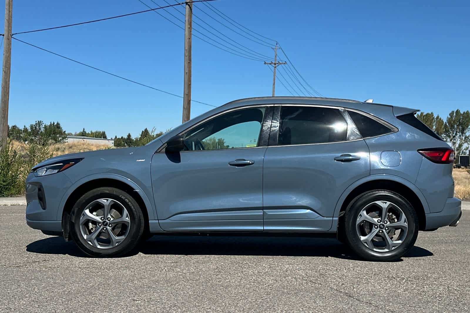 Certified 2024 Ford Escape ST-Line AWD/4WD image 5