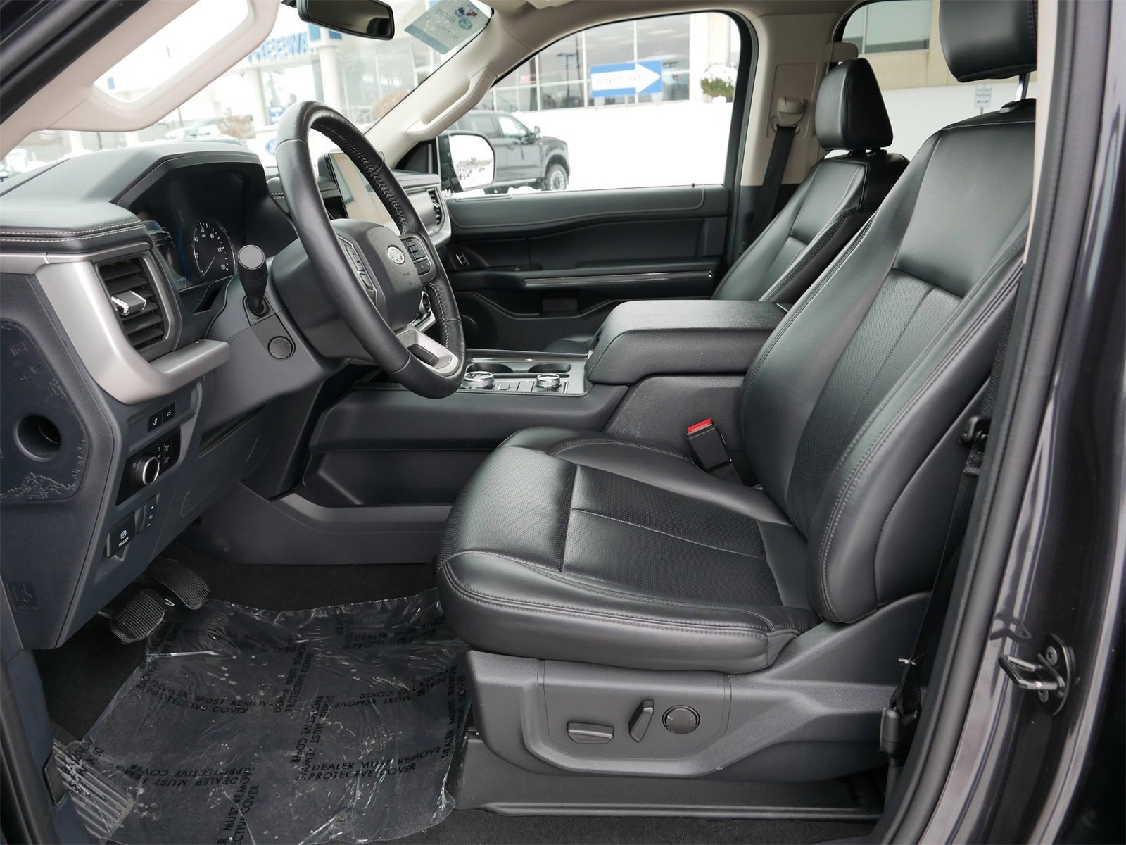 Certified 2024 Ford Expedition Max XLT image 12