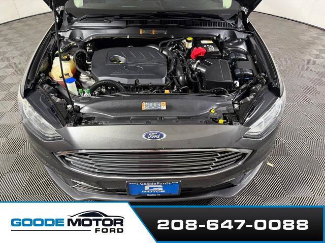 Certified 2017 Ford Fusion SE FWD image 25