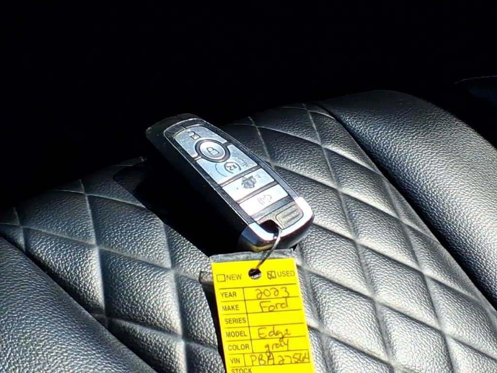 Certified 2023 Ford Edge Titanium AWD/4WD image 24