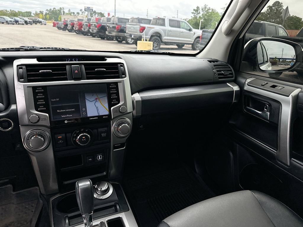 Used 2023 Toyota 4Runner SR5 Premium w/ Moonroof Package AWD/4WD image 20