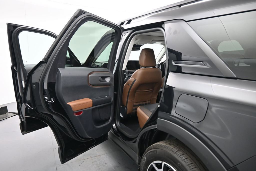 Certified 2025 Ford Bronco Sport Outer Banks w/ Outer Banks Tech Package+ AWD/4WD image 20