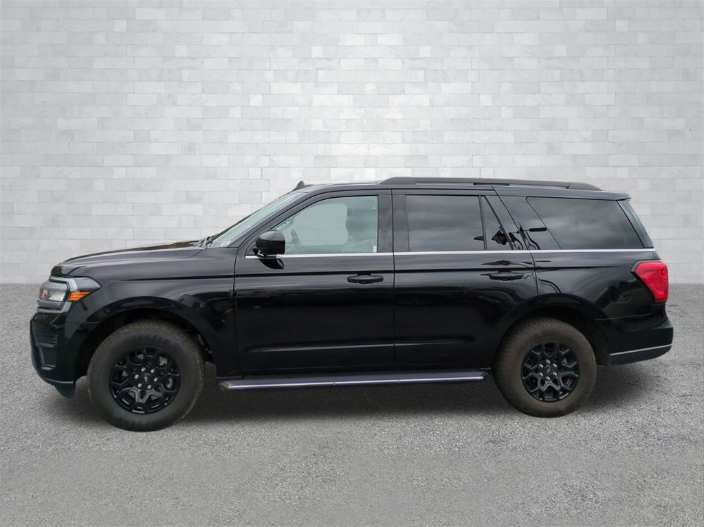 Certified 2022 Ford Expedition XLT image 2