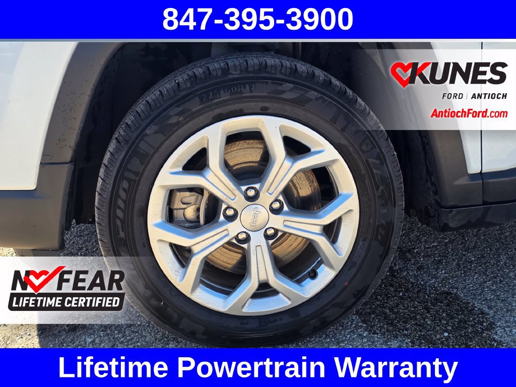 Used 2024 Jeep Compass Latitude AWD/4WD image 12