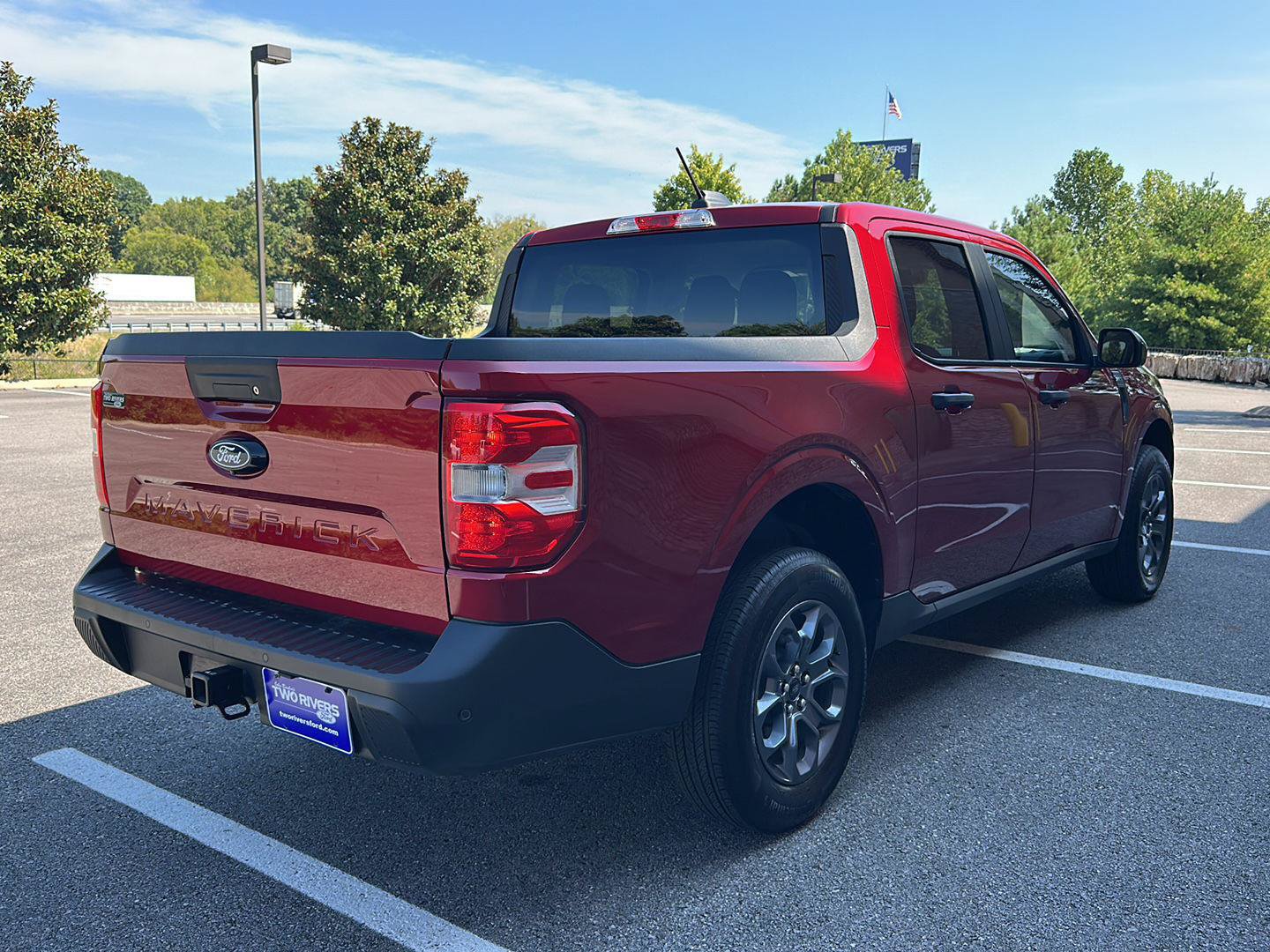 Certified 2025 Ford Maverick XLT w/ XLT Luxury Package AWD/4WD image 5