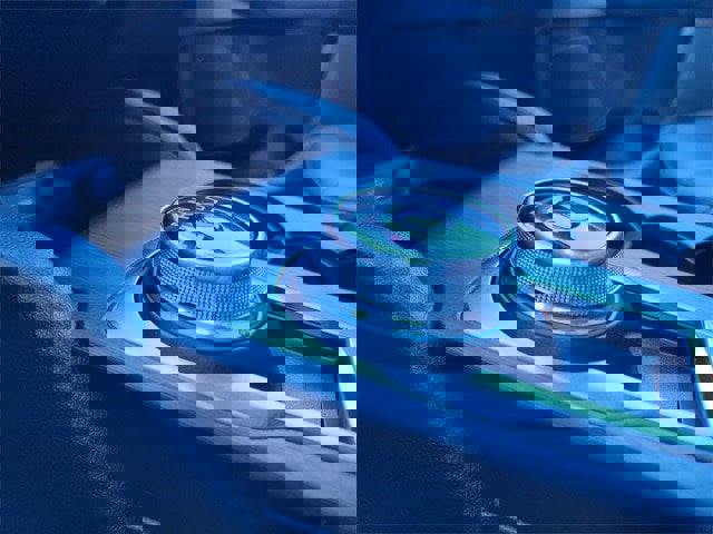 Certified 2025 Ford Escape ST-Line Elite w/ Premium Technology Package image 30