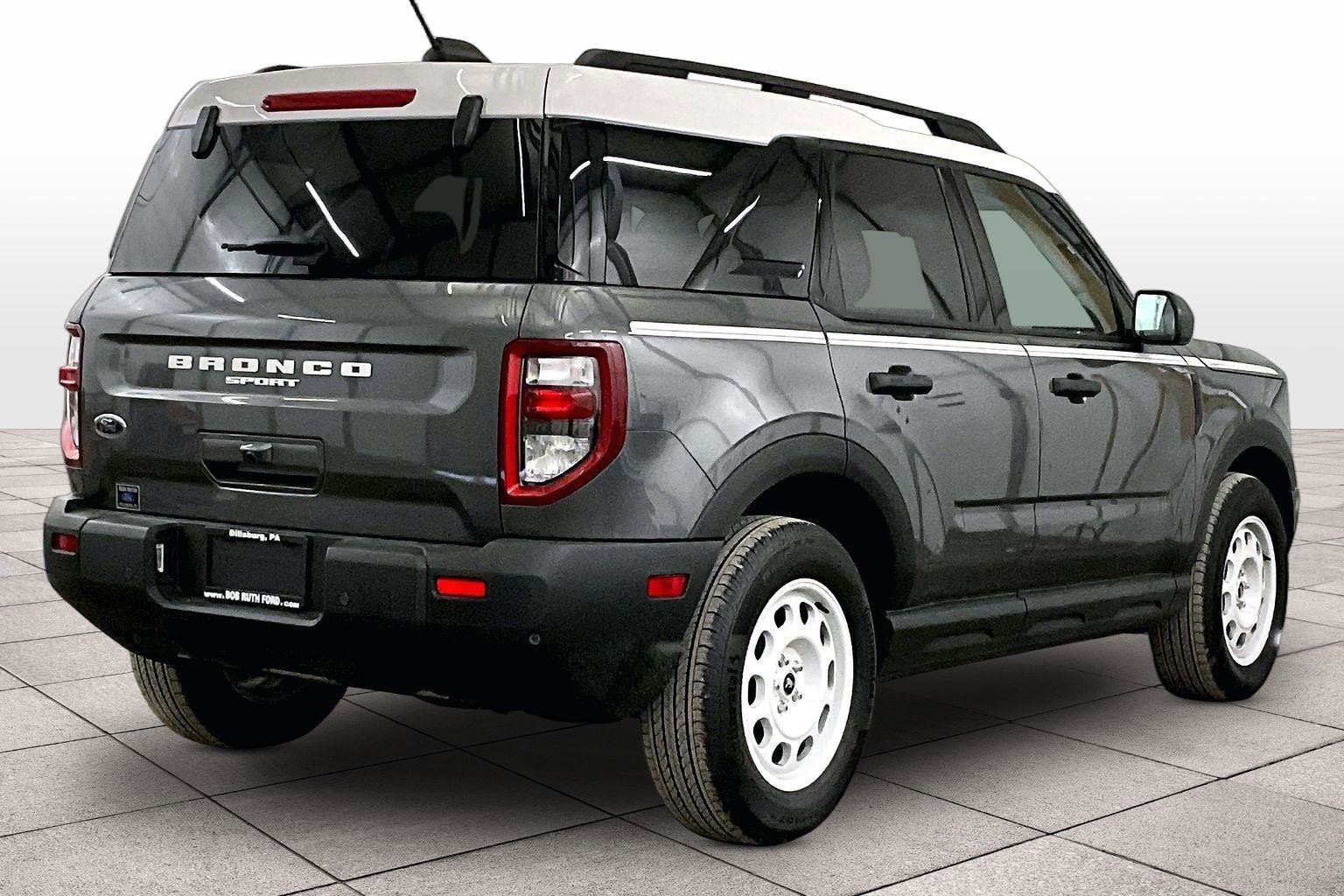 Certified 2025 Ford Bronco Sport Heritage w/ Convenience Package image 11