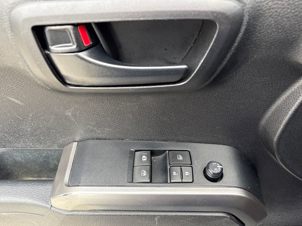 Used 2021 Toyota Tacoma SR5 image 16