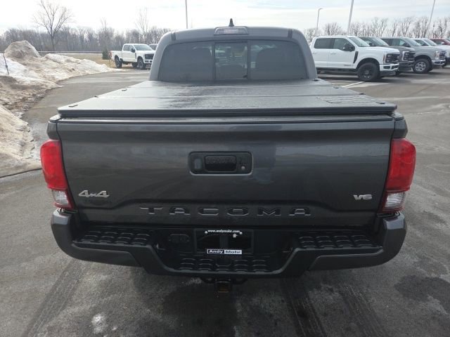 Used 2022 Toyota Tacoma SR image 2
