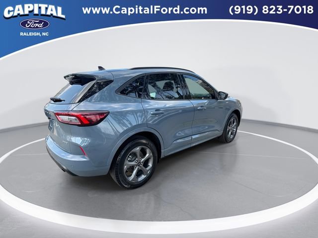 Certified 2024 Ford Escape ST-Line w/ Tech Pack #1 image 6