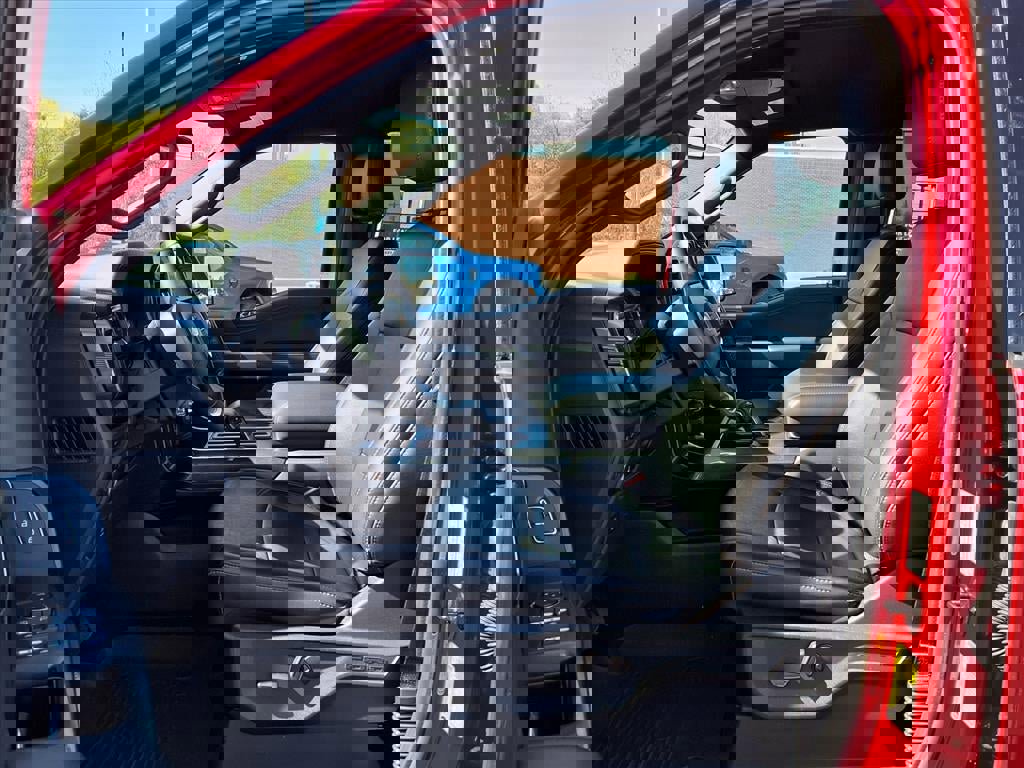 Certified 2022 Ford F150 XLT w/ Equipment Group 302A High image 15