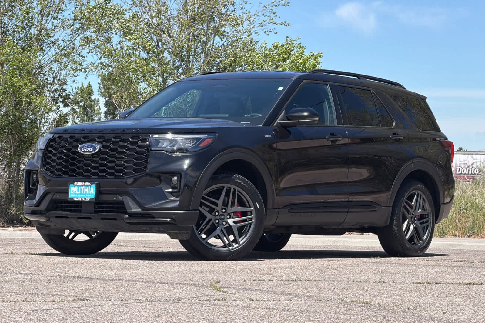 Certified 2025 Ford Explorer ST-Line w/ ST-Line Street Pack AWD/4WD image 1