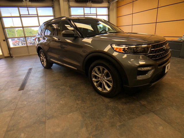 Certified 2023 Ford Explorer XLT w/ Equipment Group 202A AWD/4WD 360° Tour