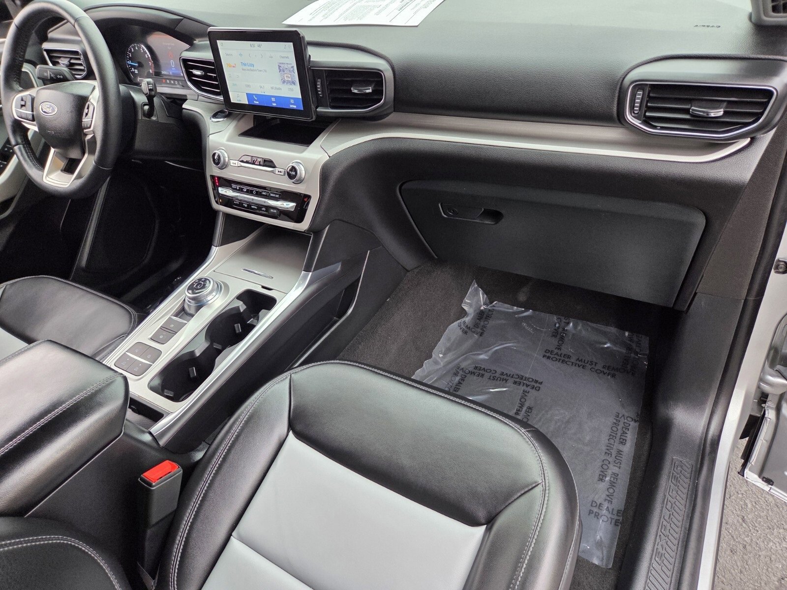 Certified 2023 Ford Explorer XLT w/ Equipment Group 202A image 17