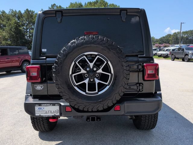 Used 2024 Jeep Wrangler Unlimited Rubicon w/ Convenience Group AWD/4WD image 6