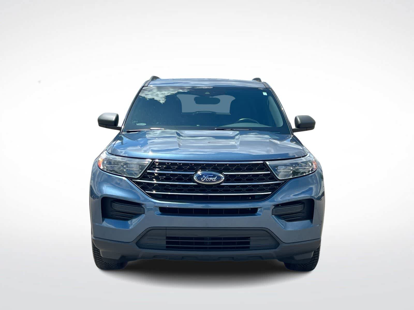 Certified 2020 Ford Explorer XLT AWD/4WD image 3