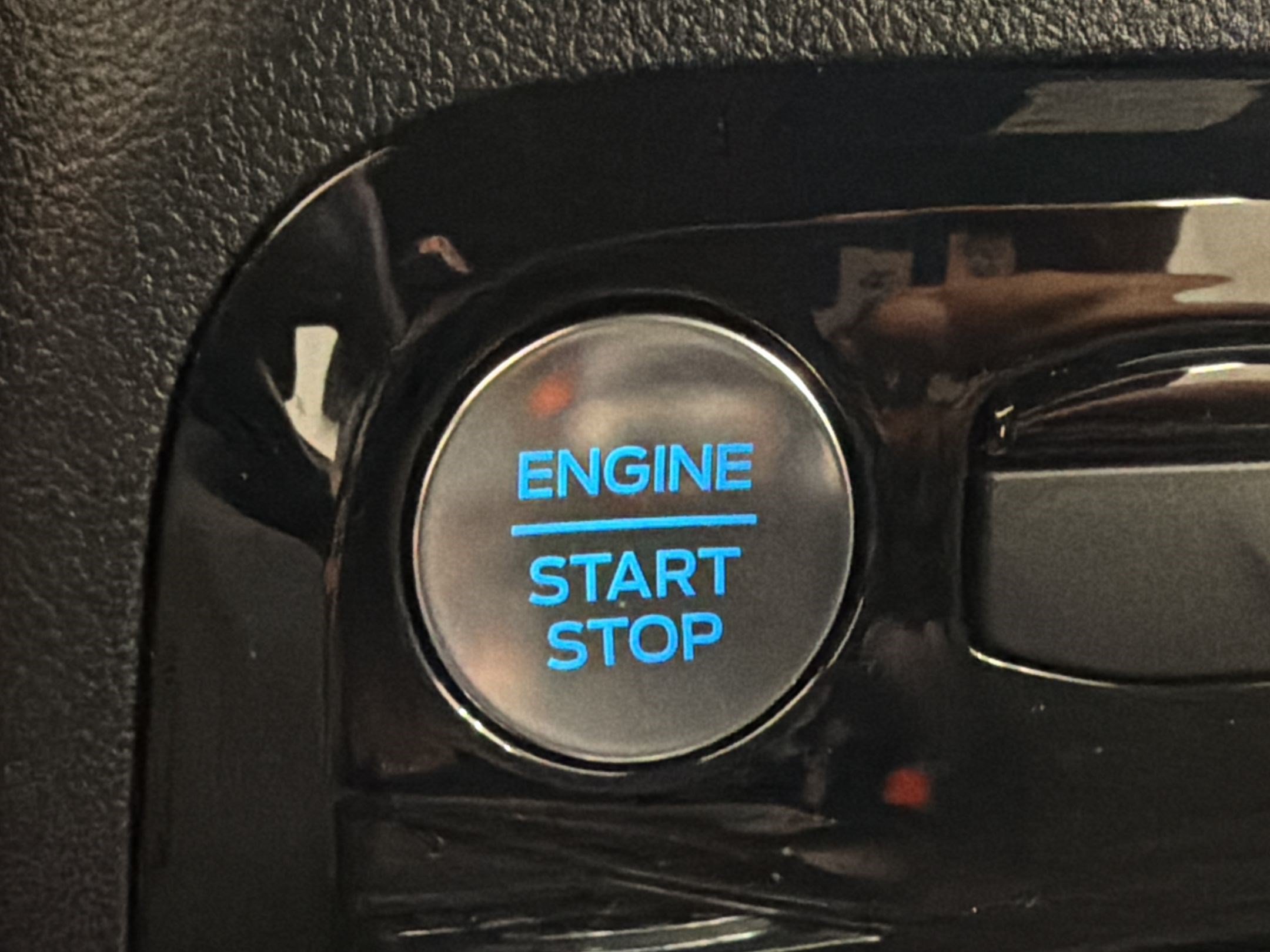 Certified 2024 Ford Escape ST-Line w/ Tech Pack #1 FWD image 24