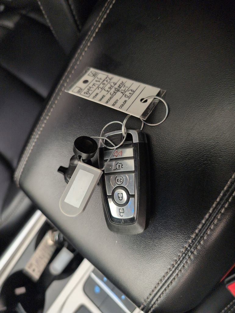 Certified 2022 Ford Explorer XLT w/ Equipment Group 202A image 49