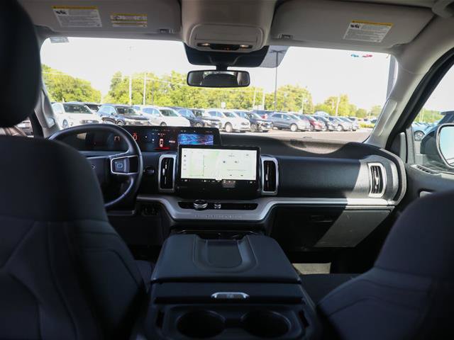 Certified 2025 Ford Expedition Max Active AWD/4WD image 4