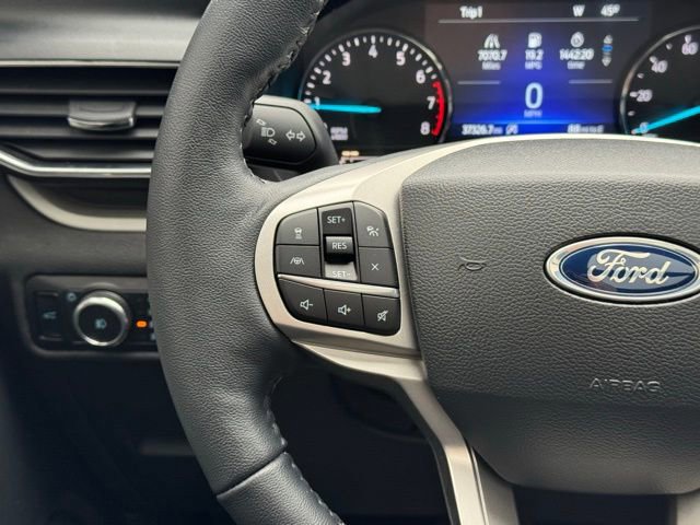 Certified 2023 Ford Explorer XLT w/ Equipment Group 202A image 31