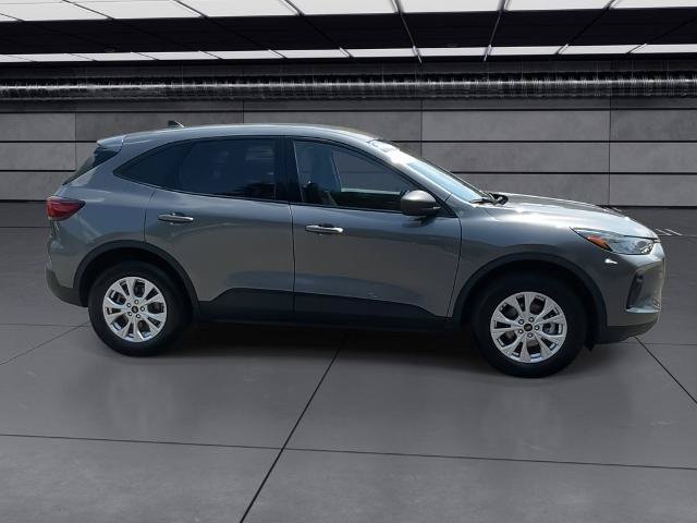 Certified 2025 Ford Escape Active AWD/4WD image 17