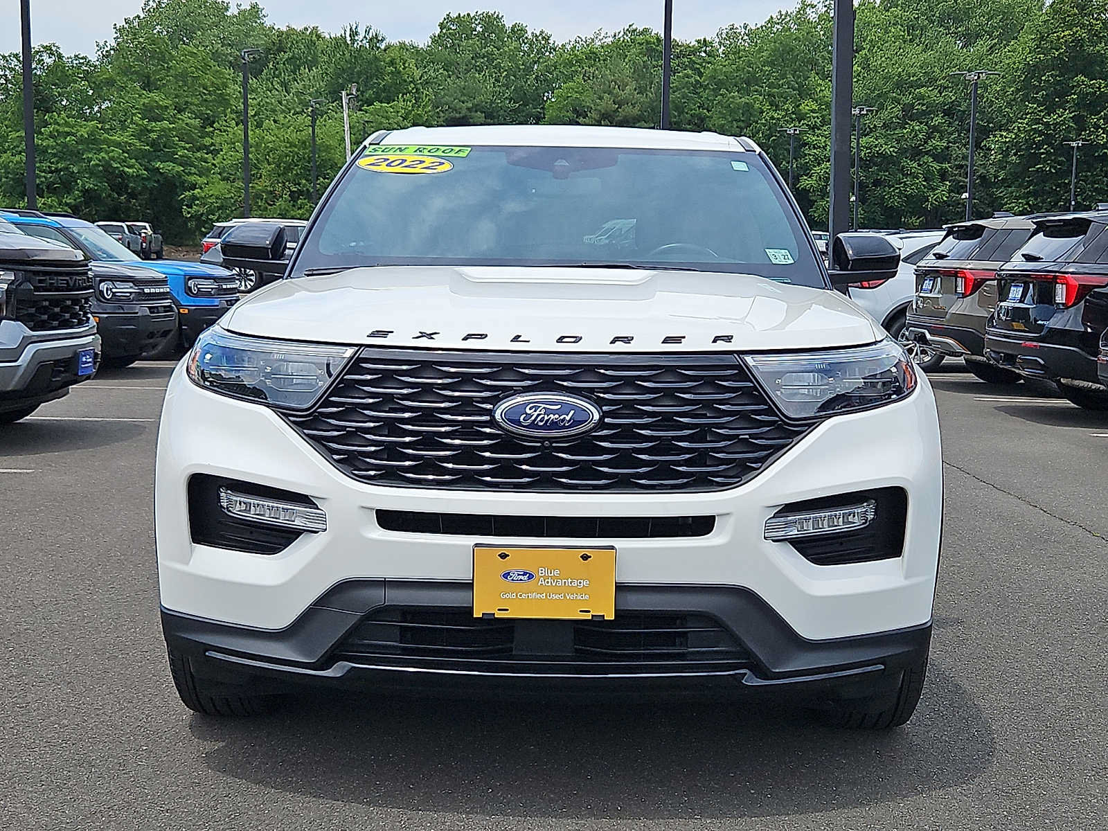 Certified 2022 Ford Explorer ST-Line AWD/4WD image 2